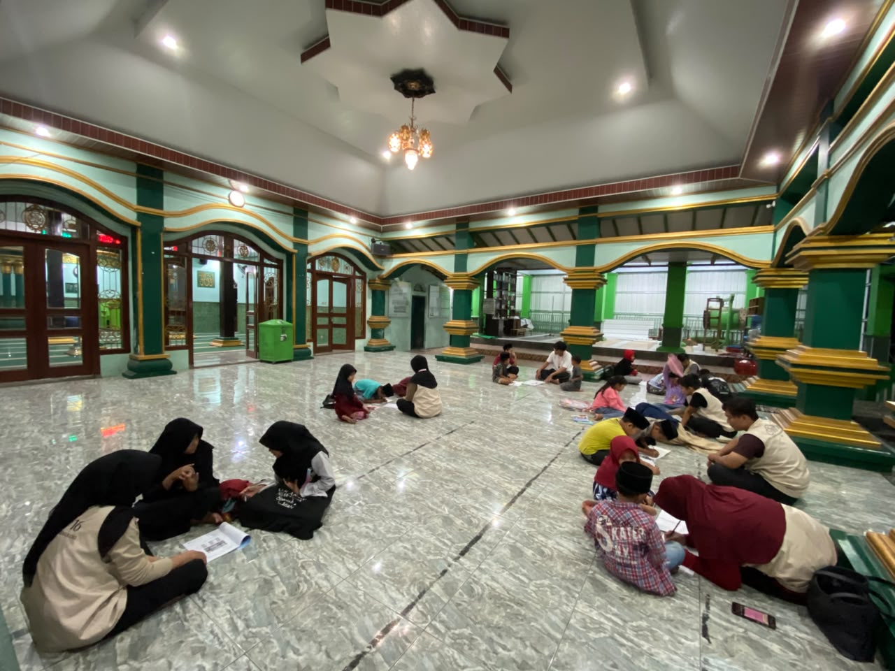 Pemberdayaan Terpadu: Persiapan Pasar Gogik, Pemetaan Potensi Desa, Literasi Keuangan PKK, dan Pendampingan Belajar