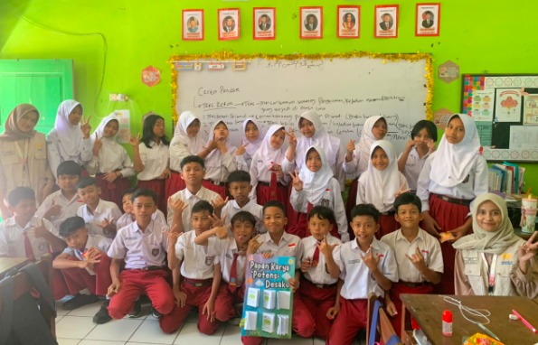 Pelayanan Administrasi, Literasi Potensi Desa, dan Eksekusi Digitalisasi Video Profil UMKM Jenang