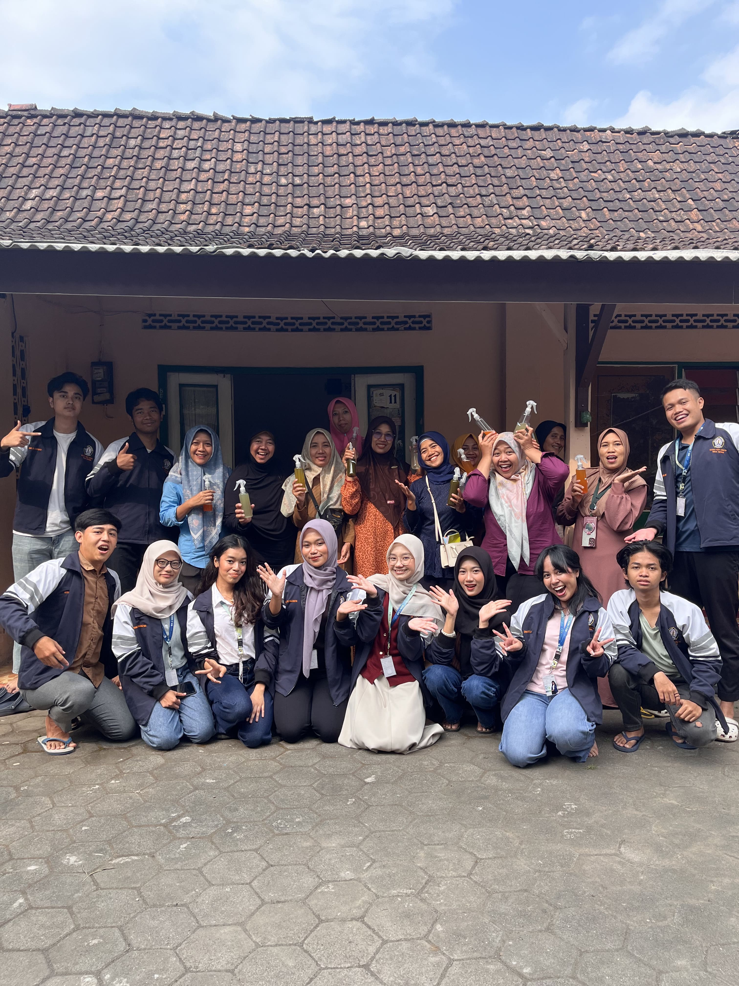 Absen, program multidisiplin 1