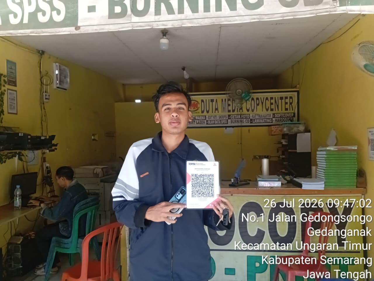 Kegiatan Mandiri dan Pengerjaan Program Sosmas Pembuatan QRIS UMKM Doyan Ngemil