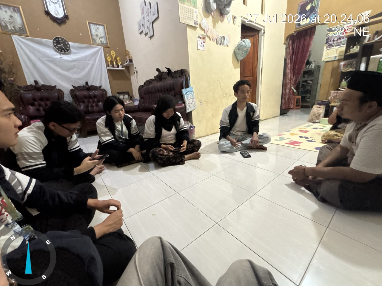 Pendampingan les di Sanggar Pintar, Sowan ke RT 06 untuk bank sampah