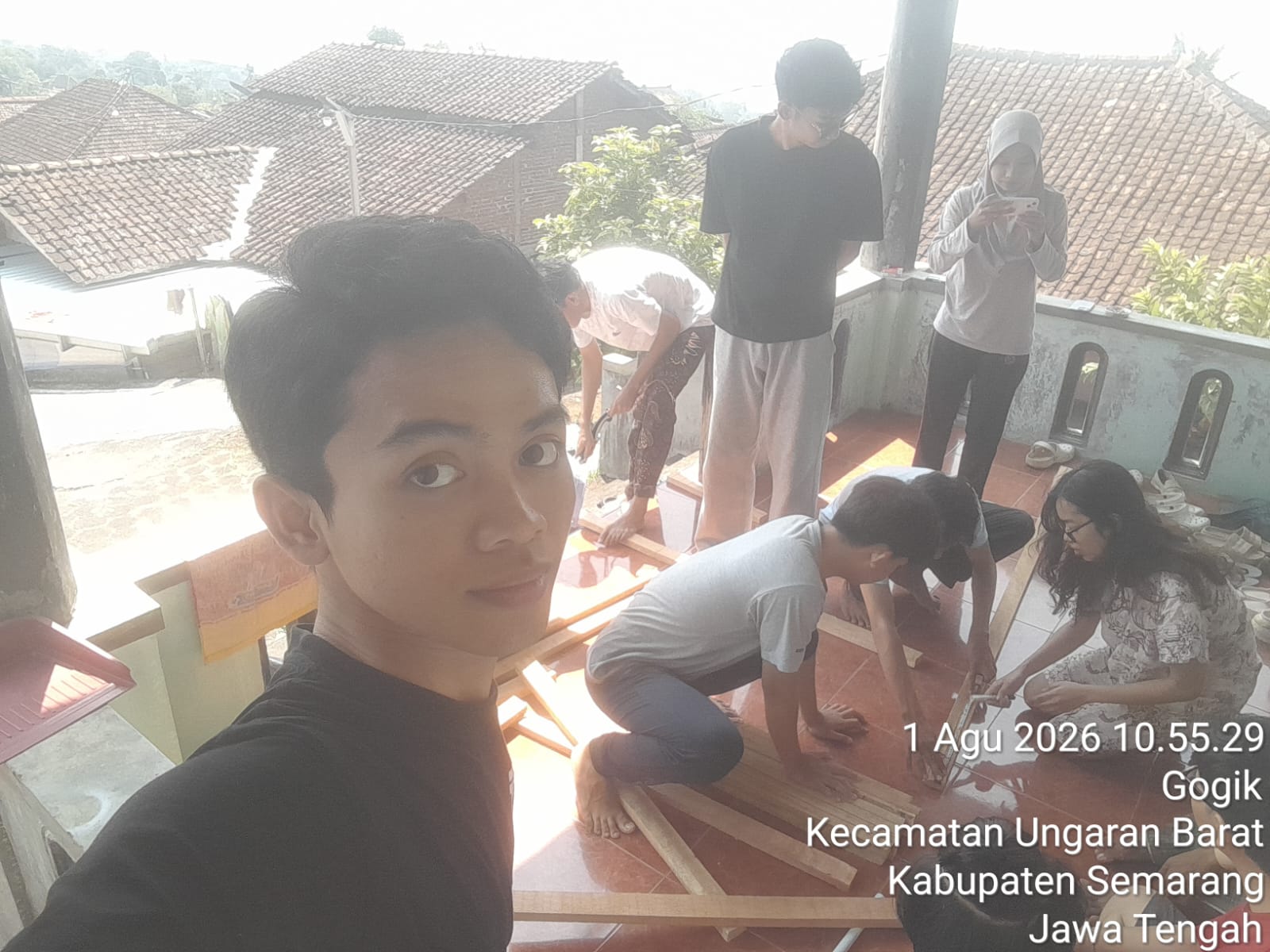 Pembuatan Aquaponik Multidisiplin 1