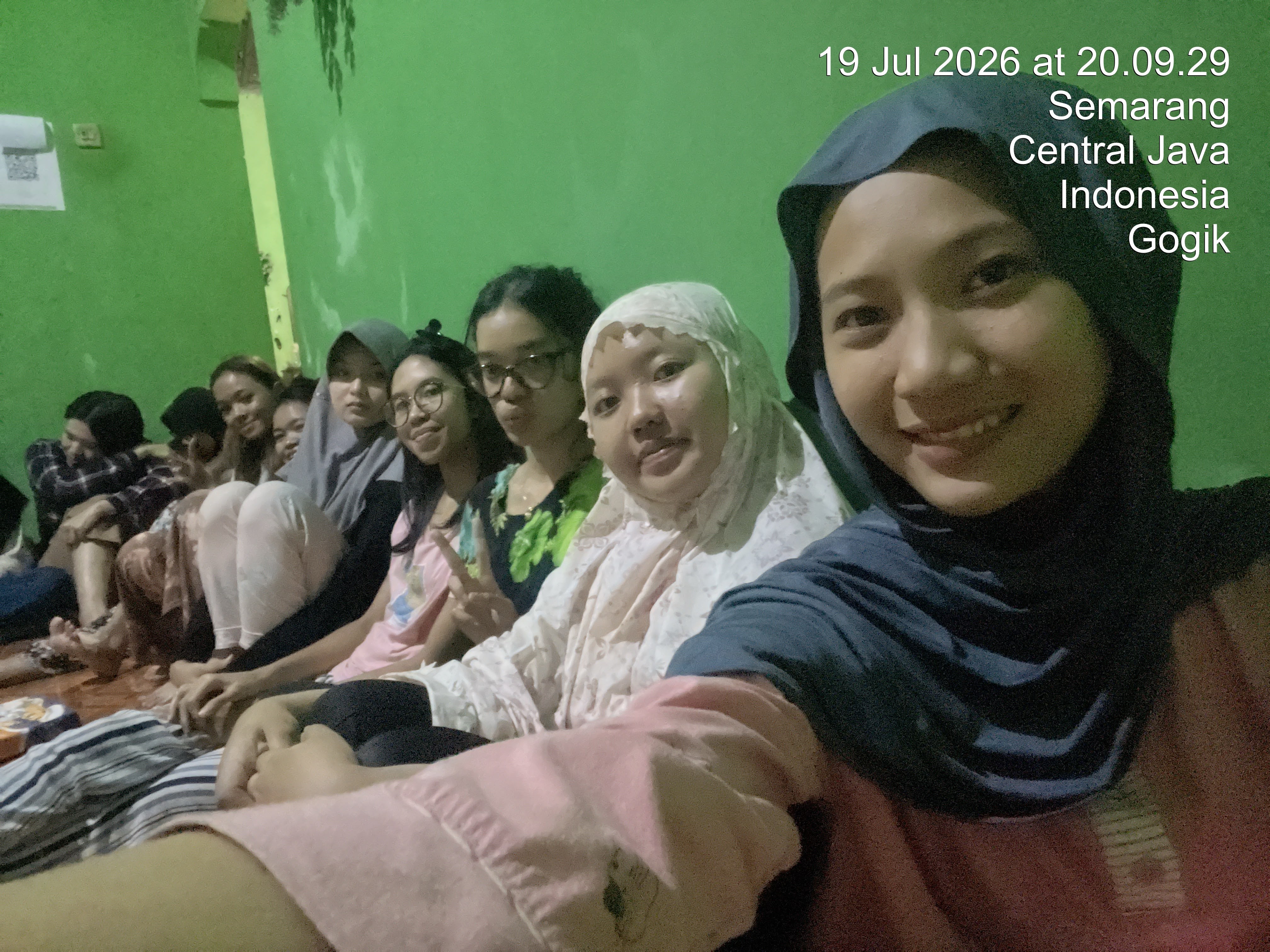 Mengerjakan Proker Sosmas,Diskusi Proker Multidisiplin ,Rapat koordinasi