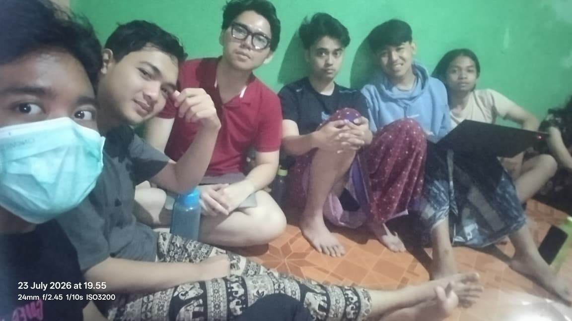 Rapat dan Evaluasi Program Kerja Sosmas