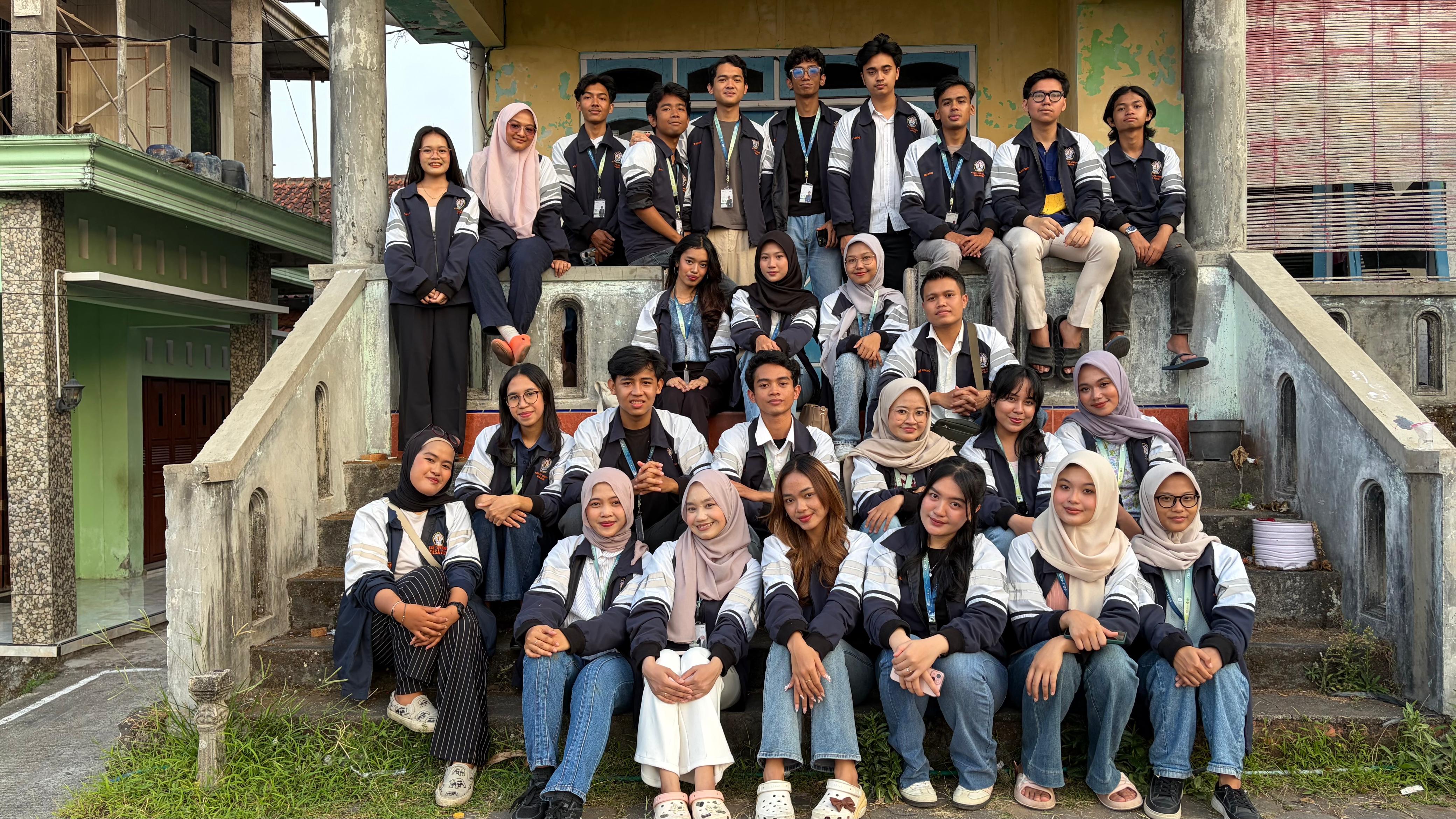 Melaksanakan shooting untuk Multidisiplin 3