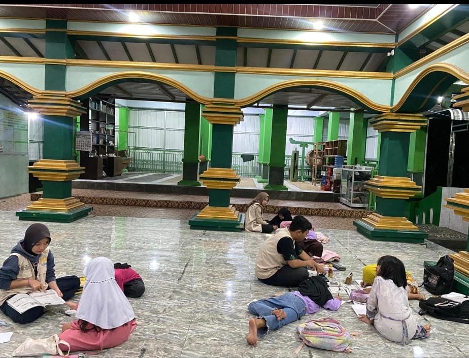 Pelayanan Kecamatan, Pendampingan Legalitas UMKM, Tinjauan Peta Potensi Desa, dan Bimbingan Belajar Edukatif