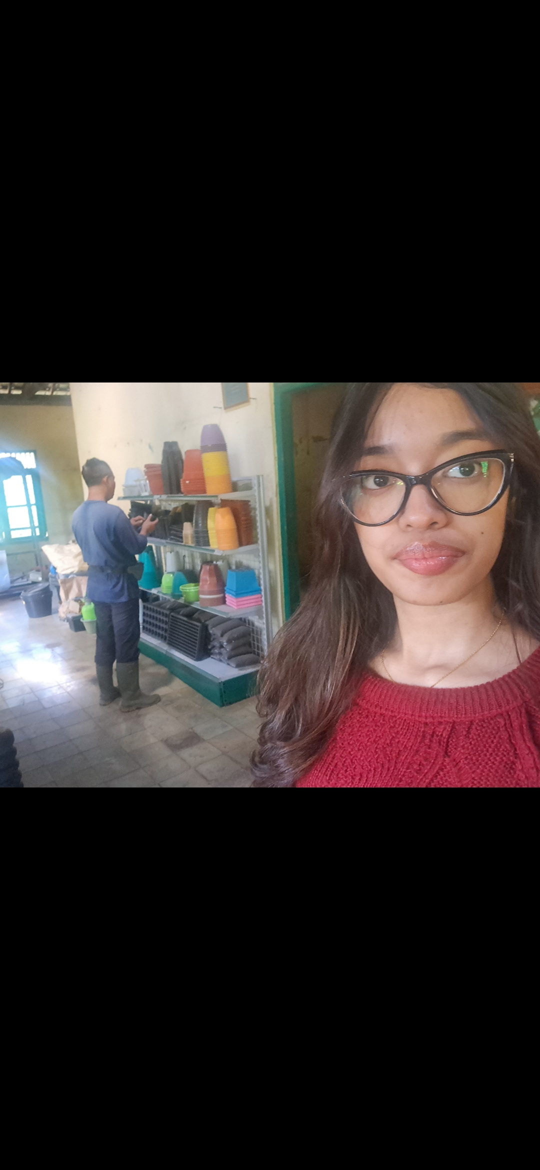 Melakukan pembelian barang barang kebuuhan RnD multidisiplin 1