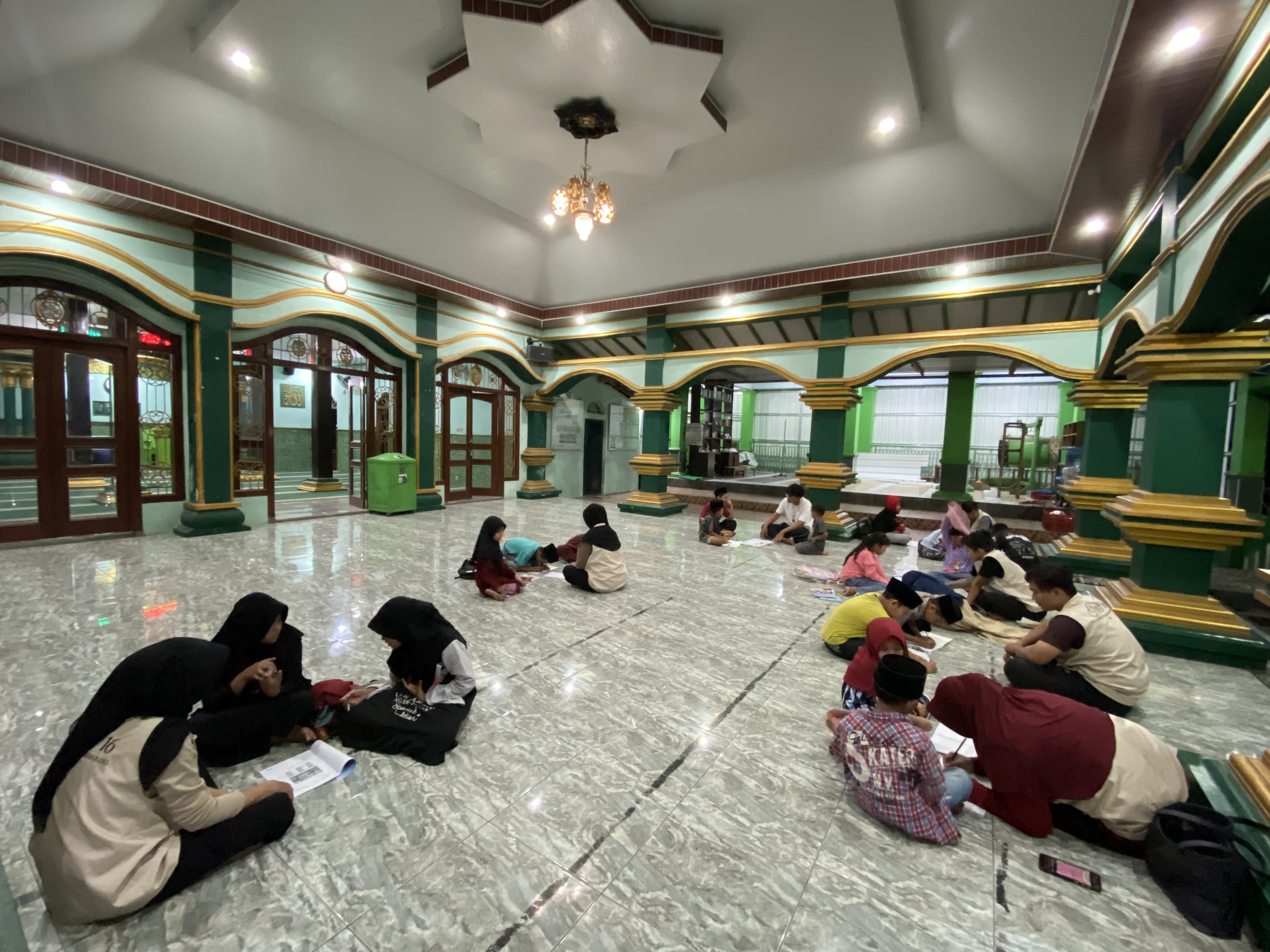 Pemberdayaan Terpadu: Persiapan Pasar Gogik, Pemetaan Potensi Desa, Literasi Keuangan PKK, dan Pendampingan Belajar