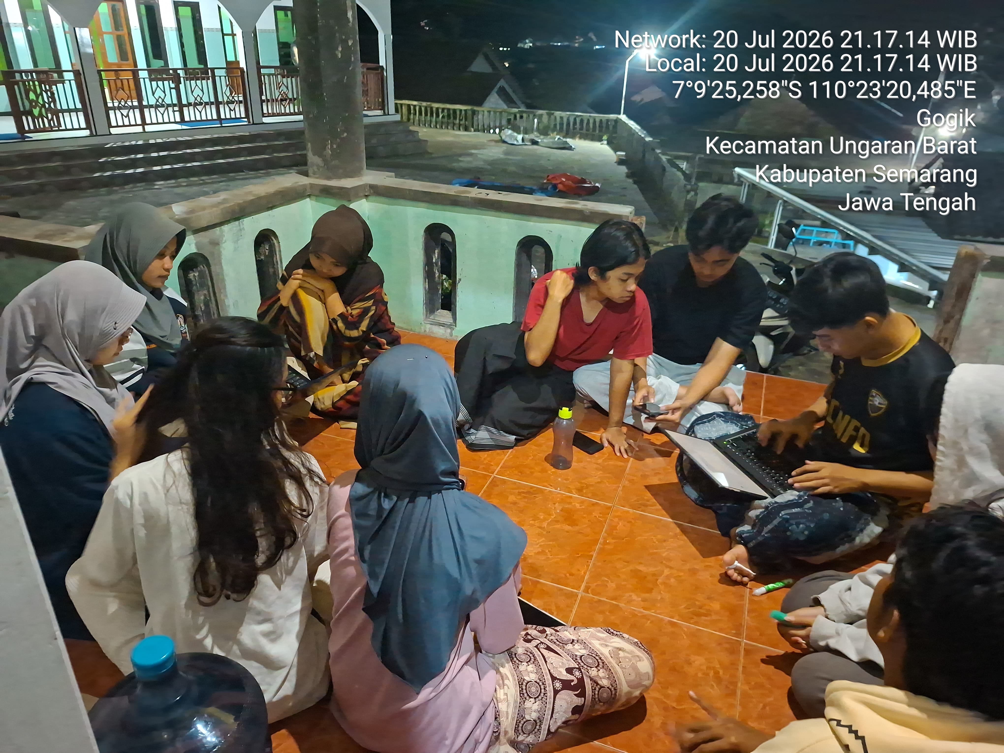 Diskusi Program Kerja Sosial Kemasyarakatan Kelas Ibu Hamil dan Program Kerja Multidisiplin Tim 1