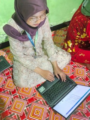 Absensi di Balai Desa, pengerjaan program kerja Sub-Multidisiplin 2, dan membantu di TPQ.
