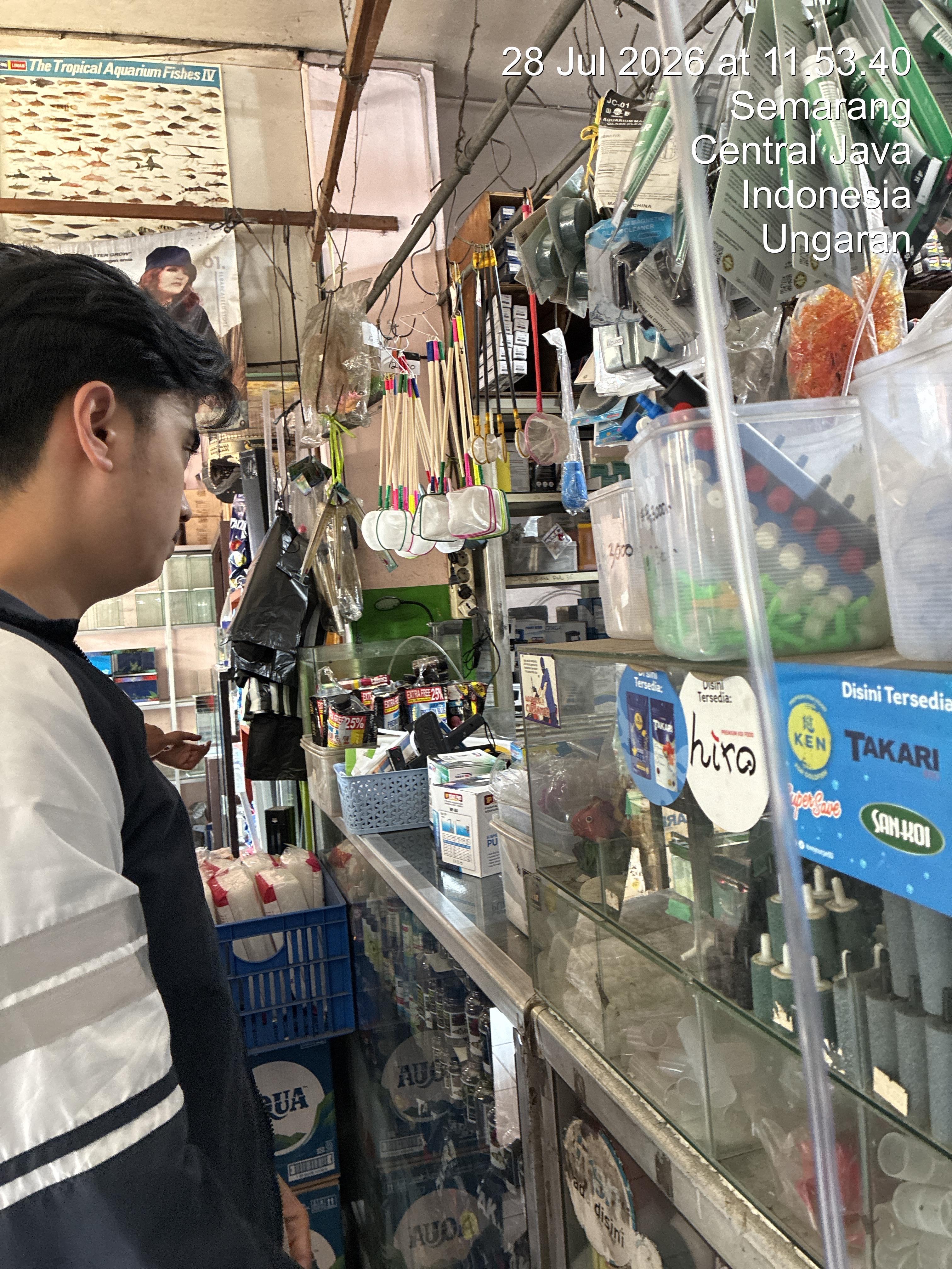 Membeli perlengkapan untuk proker kerja Multidisiplin 1