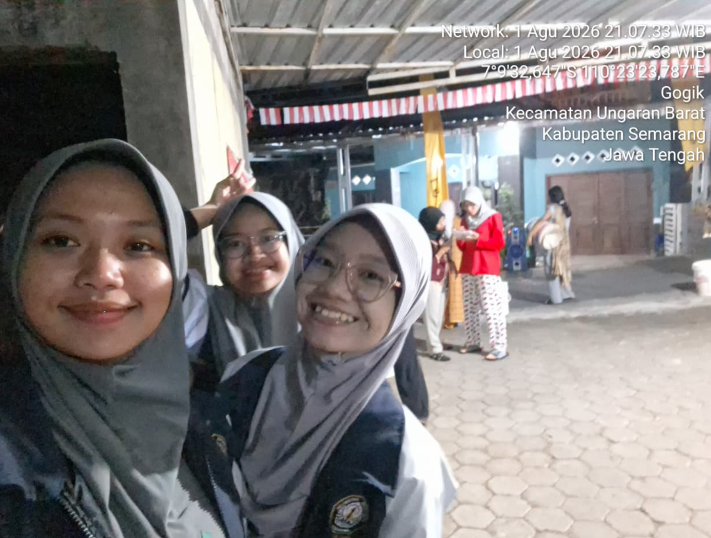 Pembuatan Instalasi Akuaponik, Barcode Program Kerja, dan Lomba RT 04/RW 01