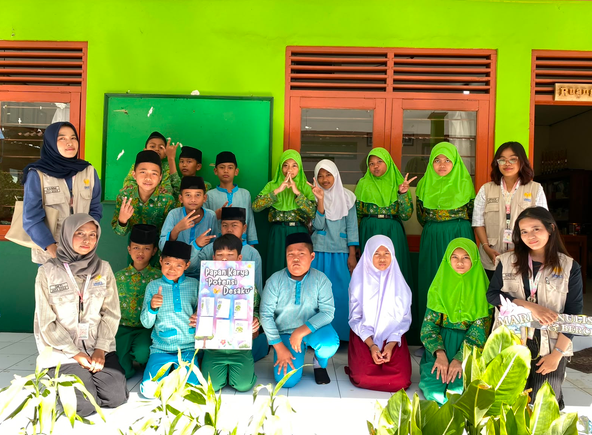 Edukasi Potensi Desa melalui Literasi Sastra dan Pendampingan Legalitas Usaha (NIB) bagi UMKM
