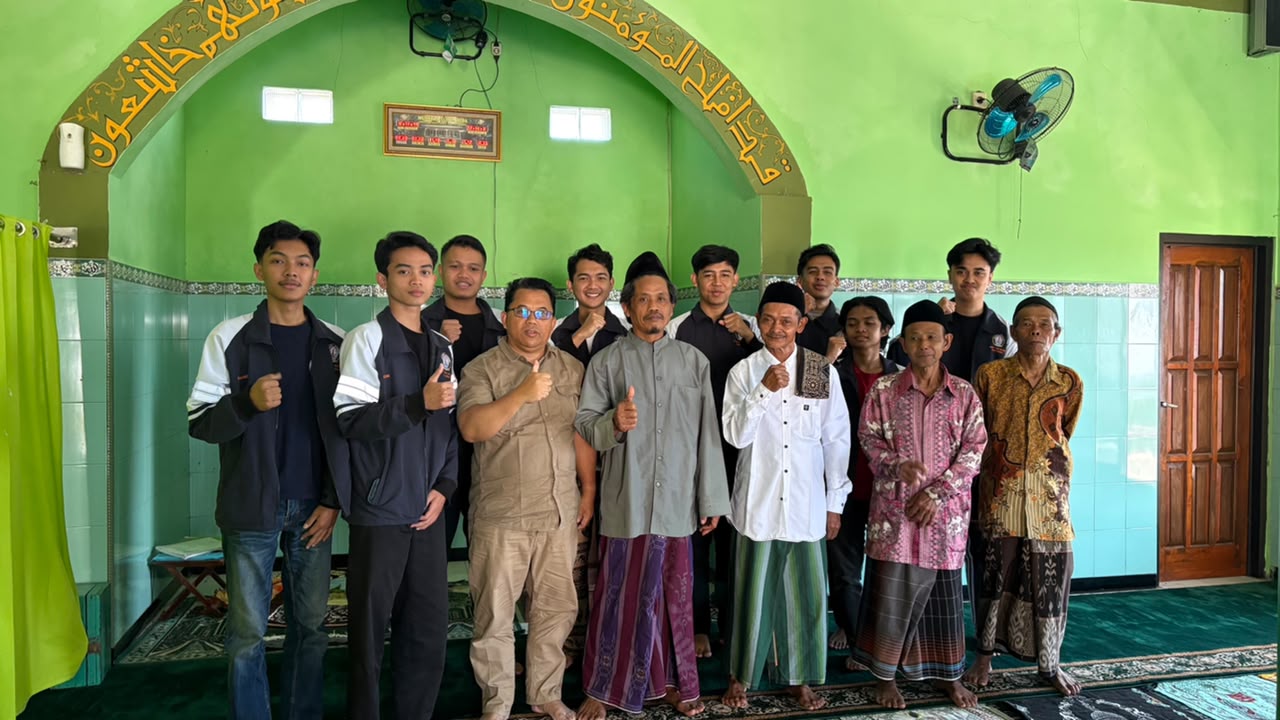Silaturahmi dengan jamaah masyarakat musholla RT 4