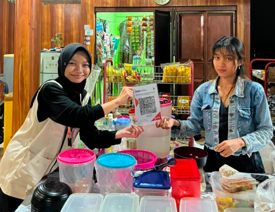 Sinergi Pelayanan Administrasi Kewilayahan dan Akselerasi Digitalisasi Usaha UMKM Jenang