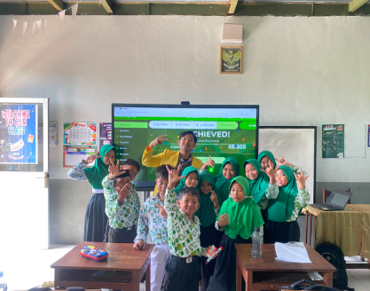 Inovasi Edukasi Sekolah Dasar, Pelayanan Administrasi Kewilayahan, dan Inisiasi Legalitas UMKM Ceriping Gintungan