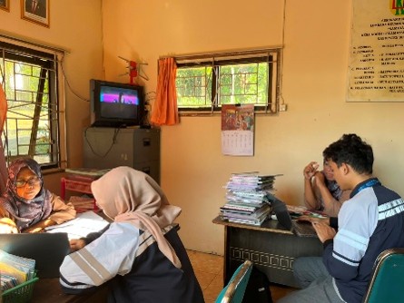 Melanjutkan Diskusi dengan LKD